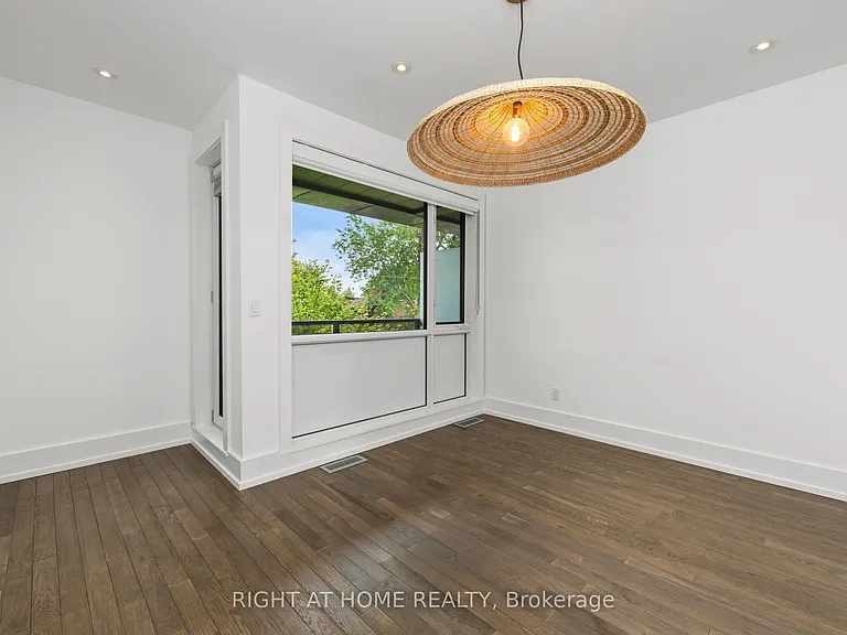 66 Havelock St #11 — Photo 23