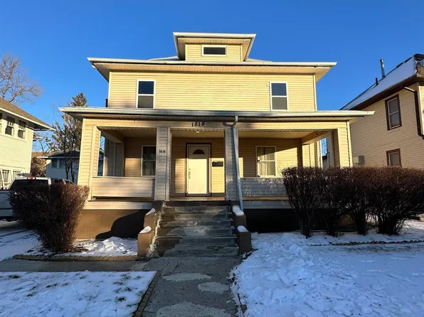 1818 Summit St, Sioux City, IA 51105