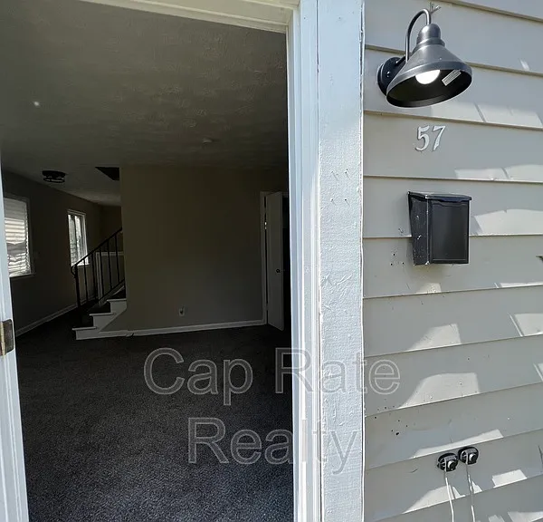 59 N Waverly St — Photo 17