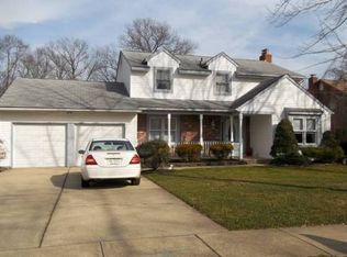 37 N Green Acre Dr, Cherry Hill, NJ 08003