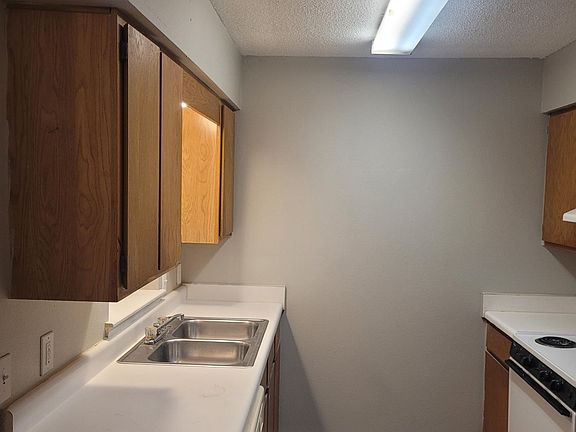 3rd image of 233 W College Ave #B4