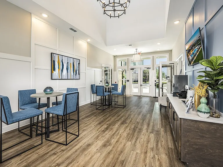 The Clarke at Kendall Town Apartments — Photo 6