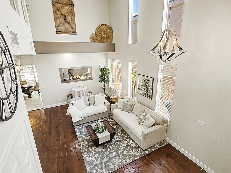 2025 Shining Feather Ln — Photo 28