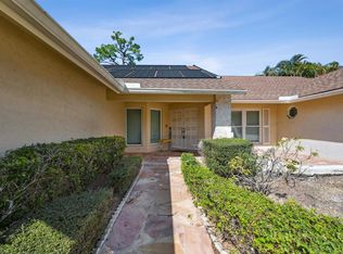 13385 Kingsbury Dr, Wellington, FL 33414