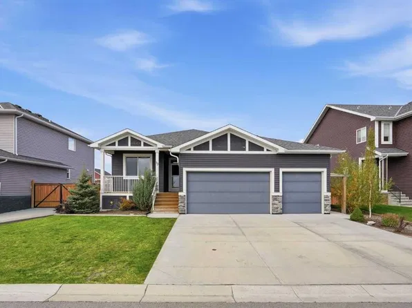 13 E Hanson Ln NE, Rocky View County, AB T0J 1X1