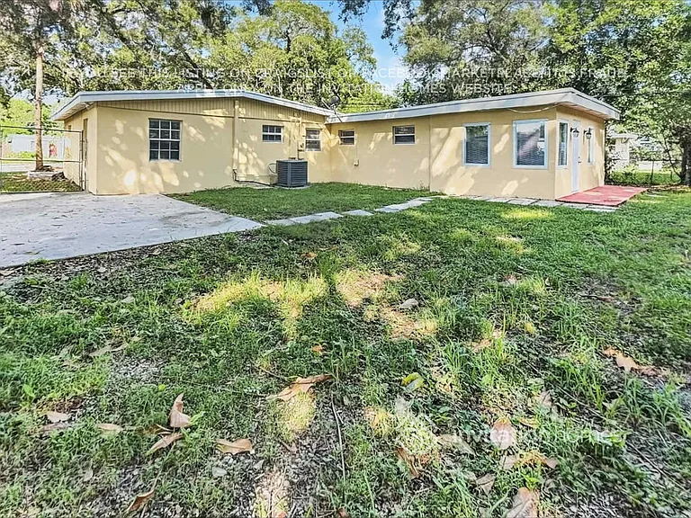 107 Ronald Rd — Photo 20