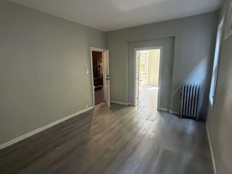 76 Eaton Pl #1 — Photo 3