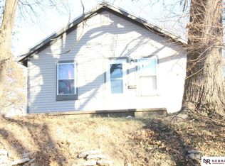 5823 N 43rd Ave, Omaha, NE 68111