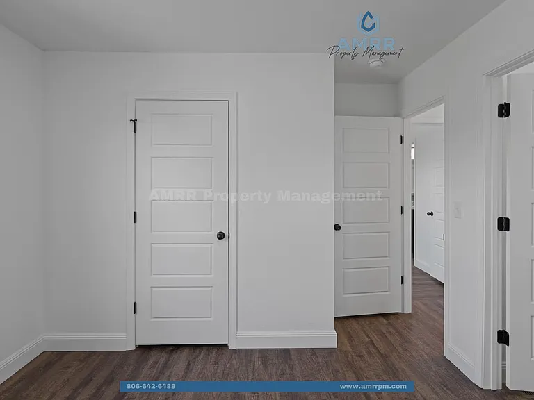 1020 States Ave — Photo 16