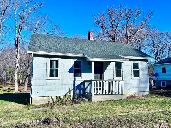 127 Beach Rd, Salisbury, MA 01952