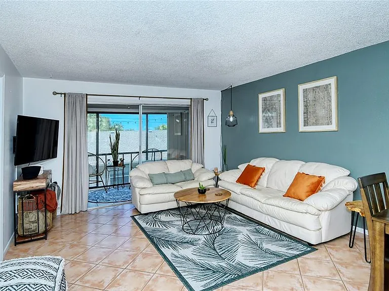 116 Vista Hermosa Cir #308C — Photo 7