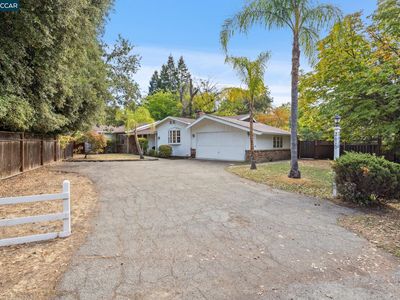 2610 Walnut Blvd, Walnut Creek, CA, 94596