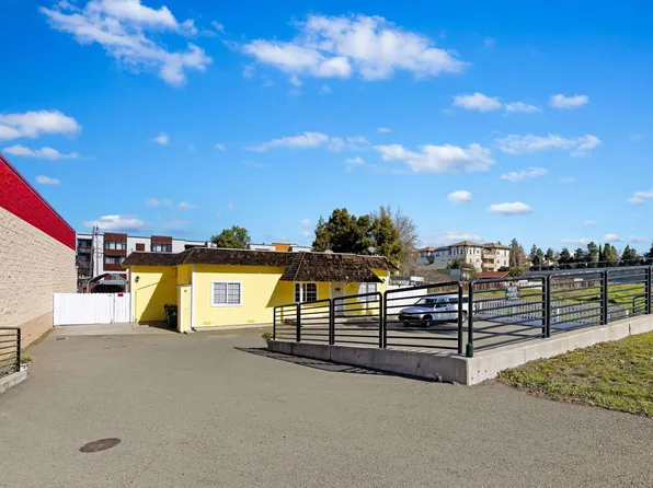 3709 Washington Blvd, Fremont, CA 94538