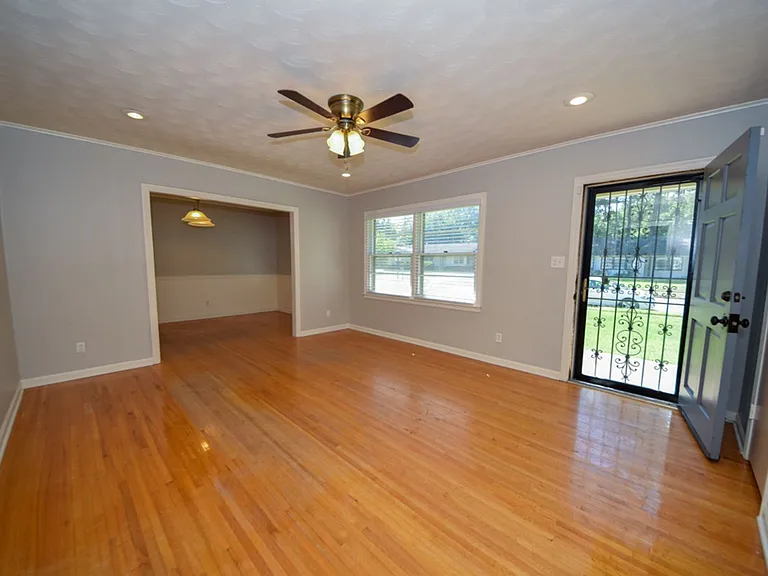 5156 Princeton Rd — Photo 3