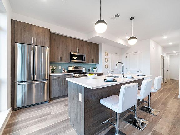 2nd image of 2037 E Lehigh Ave #23
