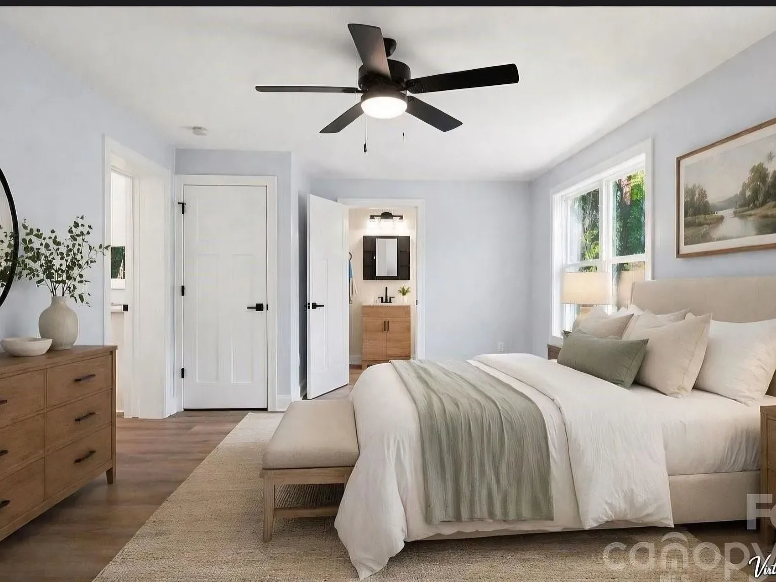 Entire Home 4 Beds 3 Baths in Stanley — Photo 3