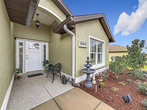 3rd image of 9910 SW 55th Avenue Rd