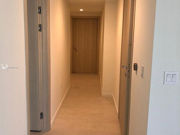 3rd image of 1000 Brickell Ave #2109
