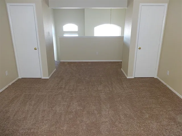 3006 Bradwood Ave — Photo 7