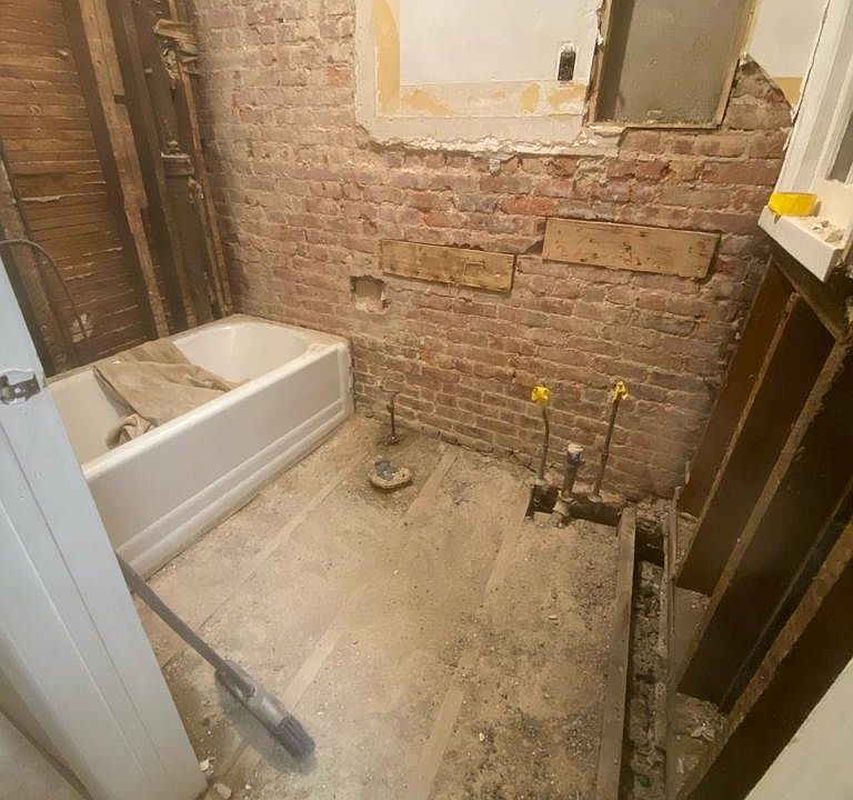 2nd image of 428 Gregory Ave