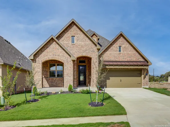 166 Burning Star, Castroville, TX 78009