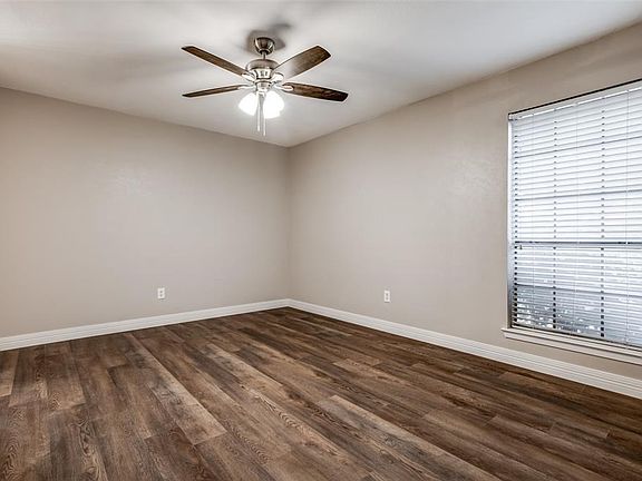 5th image of 333 Melrose Dr APT 5D