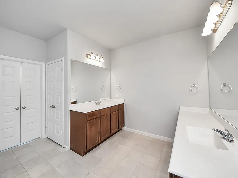 3102 Trishelle Ct — Photo 41