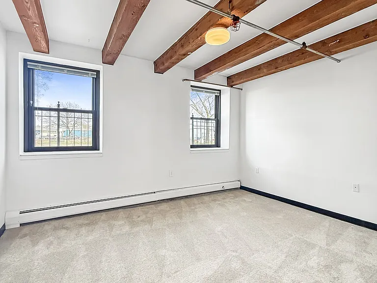 653 Artist Lofts — Photo 13