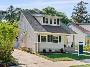 3829 N Cramer St, Shorewood, WI 53211