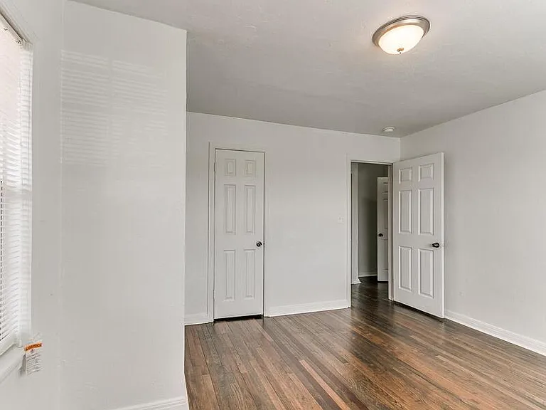 1501 NE Grand Blvd — Photo 8