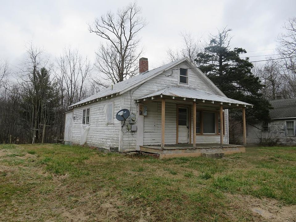 1st image of 127 N Edgewood Dr