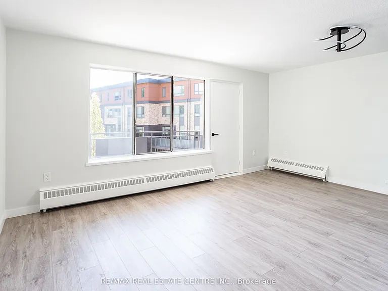 371 Lakeshore Rd W #205 — Photo 10