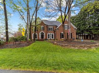 405 Cross Vine Ln, Greensboro, NC 27455