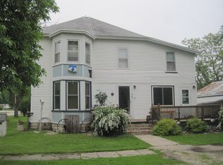 301 SE B Ave, Gilmore City, IA 50541