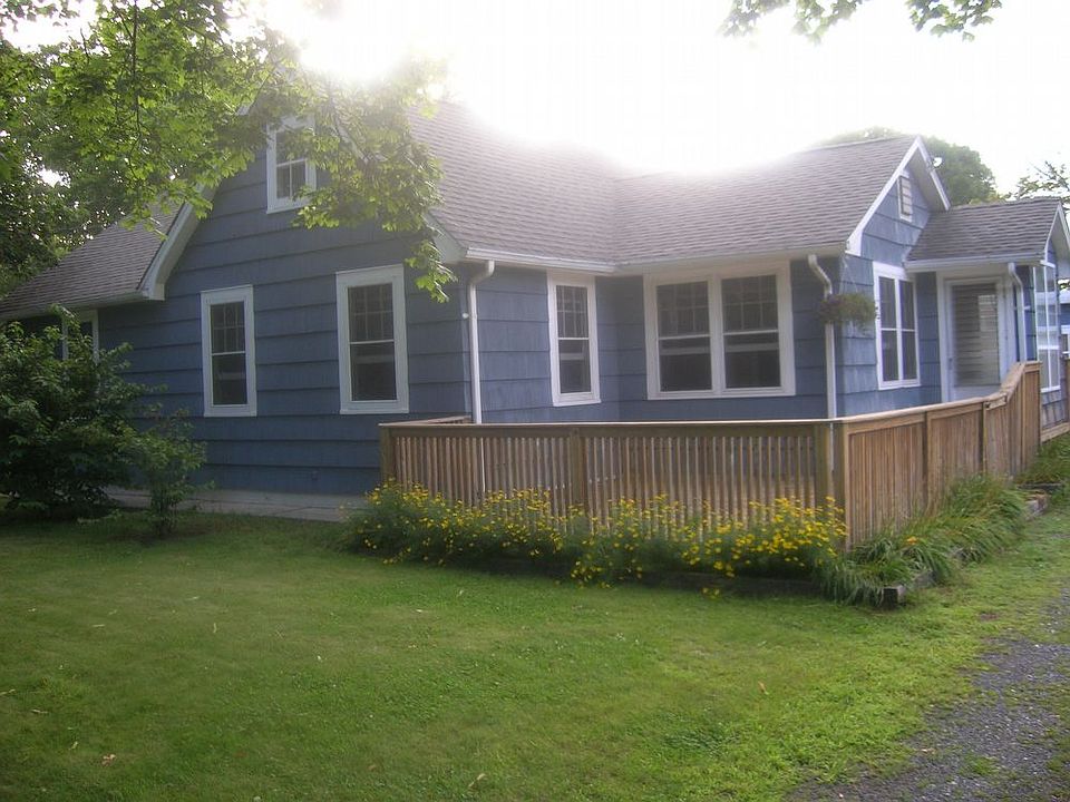 1st image of N Phillips Ave