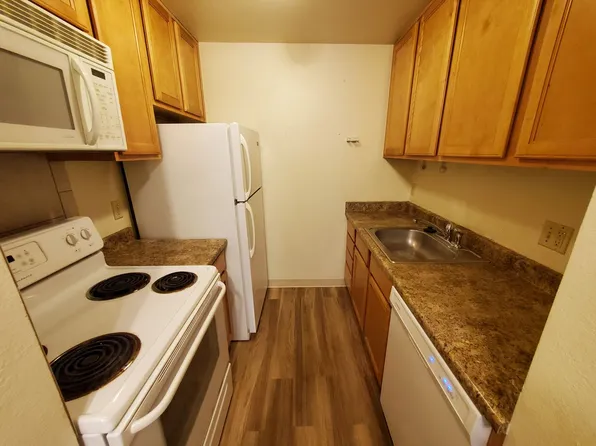 Library Park Apartments, 207 Mathews St APT 17, Fort Collins, CO 80524