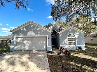 1608 Rydell Ln, Plant City, FL 33563