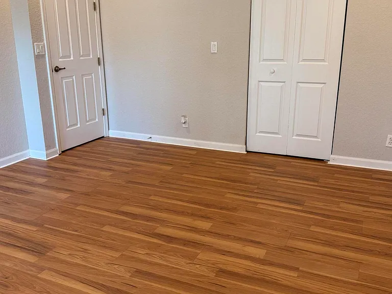 2512 NW 4th St — Photo 10