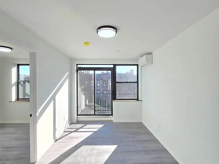 7910 4th Ave #2F — Photo 10