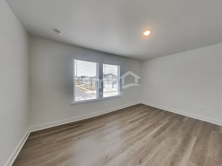 108 Punderson Dr — Photo 14