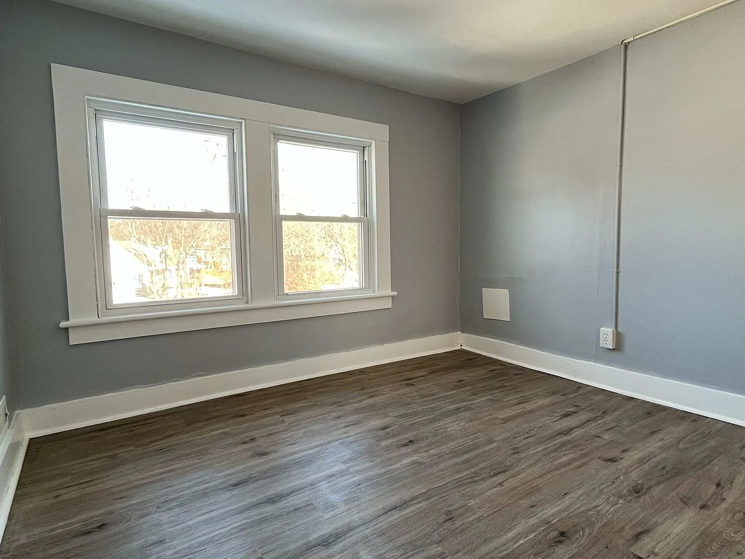 2 bed, 950 sqft, $1,450 — Photo 2