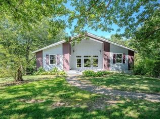 53 Cudworth Rd, Webster, MA 01570