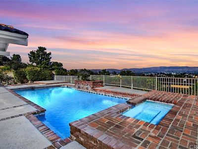 3802 Saint Johnswood Dr, Woodland Hills, CA, 91364