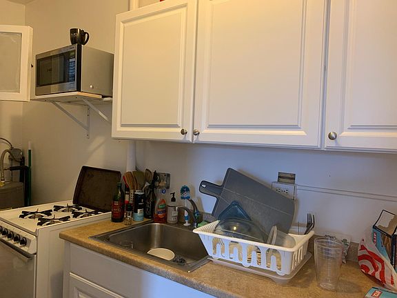 3rd image of 1731 Park Ave APT 5