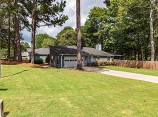1055 Kristian Way, Roswell, GA 30076