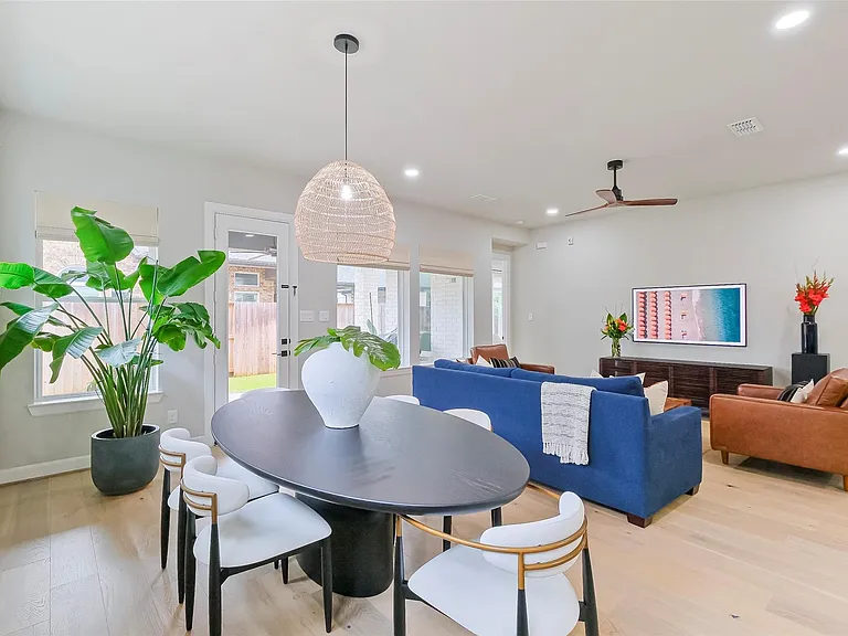2310 Precision Ln — Photo 27