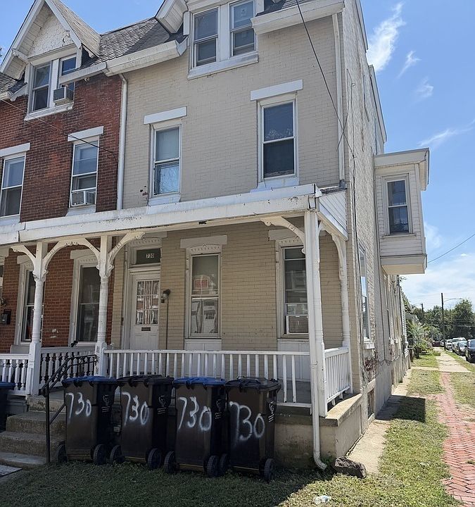 1st image of 730 W Lafayette St #3