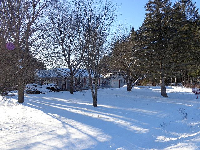 PINE RIVER FRONTAGE!!  PICTURE PERFECT SETTING ON OVER 2 ACRES!! Unique ranch style home with a full,  partially finished basement and 2.5 car garage.  Three bedrooms and two recently remodeled bathrooms. Lots of storage. Great home for entertaining inside and out. Extensive decking overlooking a generous size back yard. Central Air. City water. Close to  Pine River Elementary School, Rail Trail and Chippewa Nature Center. Only 4 miles to the Loons Stadium and Downtown Midland. Bullock Creek Schools.