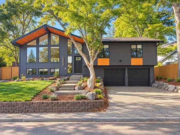 13163 93rd Avenue NE, Kirkland, WA 98034