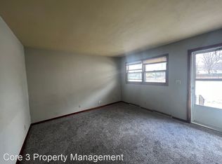 612 E Ridgely Ave APT 2, Springfield, IL 62702